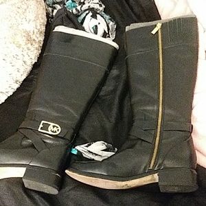 Michael kors leather flat boots